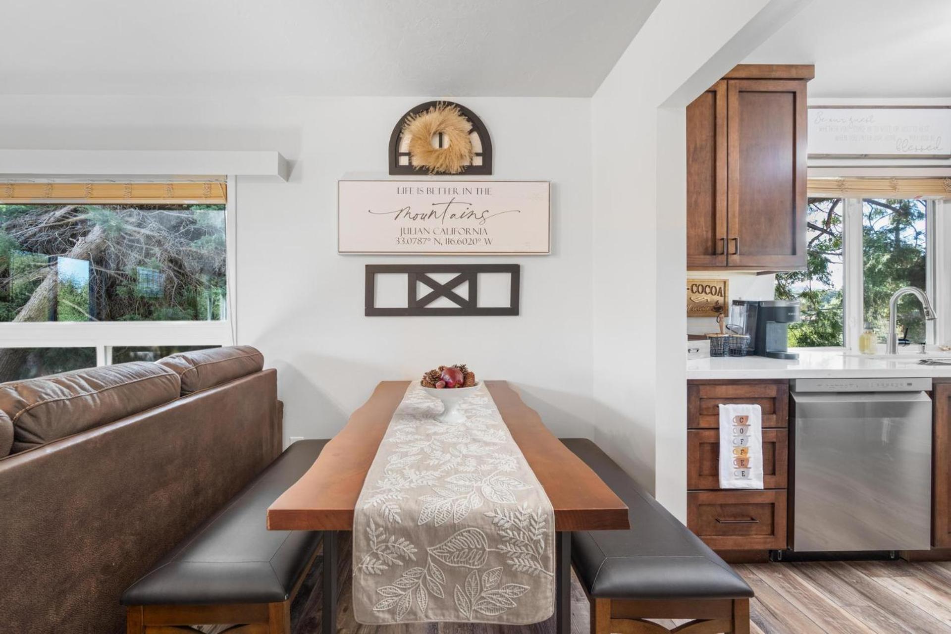 Julian Cafe Cottages With Breakfast At The Julian Cafe Екстер'єр фото